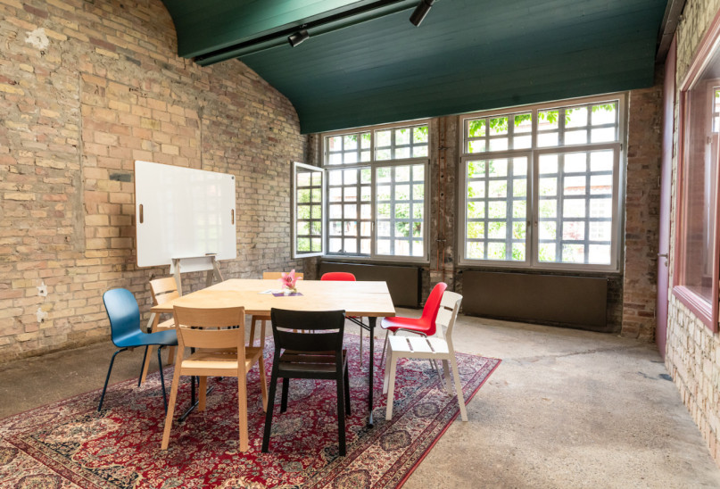 plush74 film photo shooting location scouting berlin event space bricks venue8