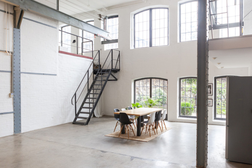 plush74 film photo shooting location scouting berlin event space studio clean hamburg minimalistic2