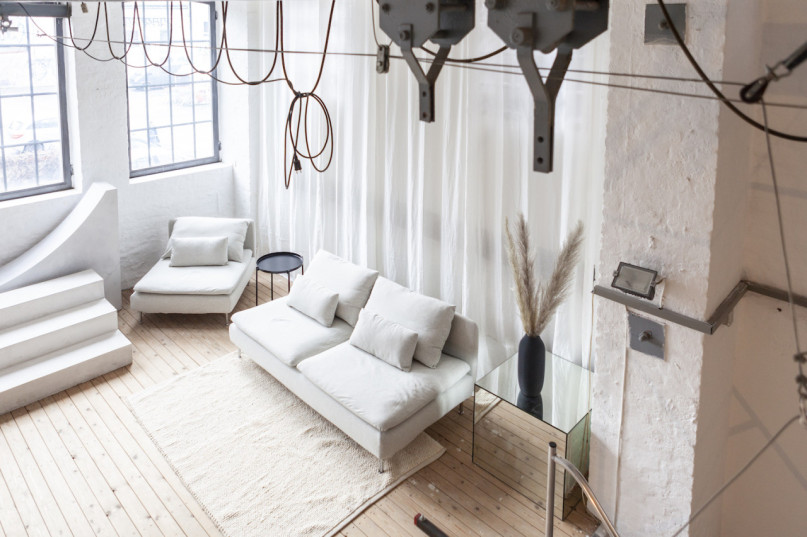 plush74 film photo shooting location scouting berlin event space studio clean hamburg minimalistic7