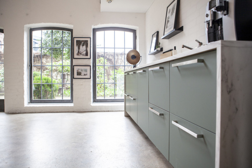 plush74 film photo shooting location scouting berlin event space studio clean hamburg minimalistic8