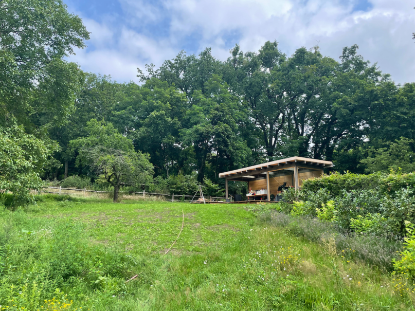 plush74 film photo shooting location scouting castle villa potsdam garden19