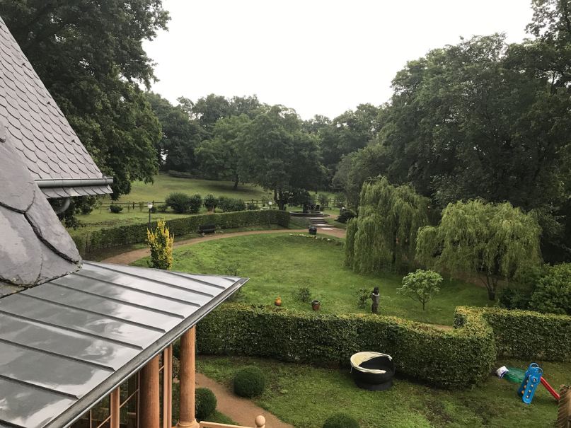 plush74 film photo shooting location scouting castle villa potsdam garden3