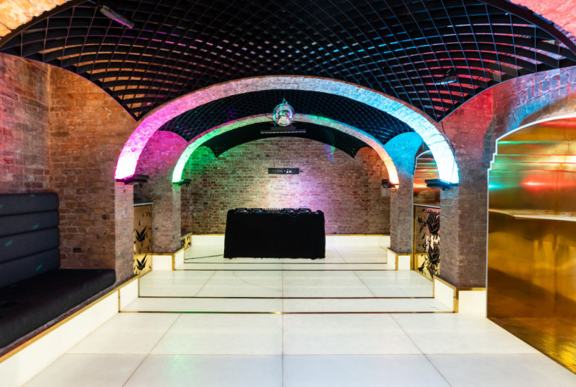 plush74 film fotoshooting location scouting veranstaltungsraum berlin club bricks2