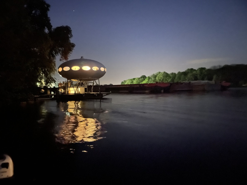 plush74 floating ufo 8