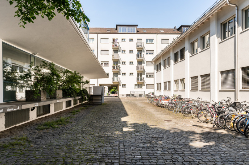 plush74 furniture restoration workshop 1