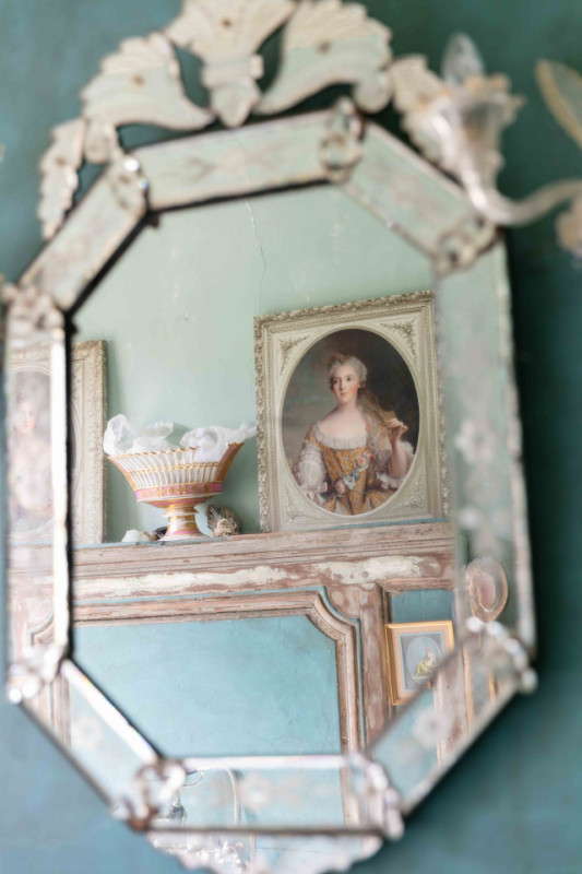 plush74 historic french chcteau in auge 44