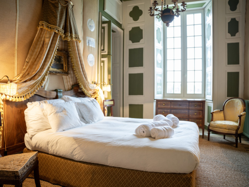 plush74 historic french chcteau in auge 66