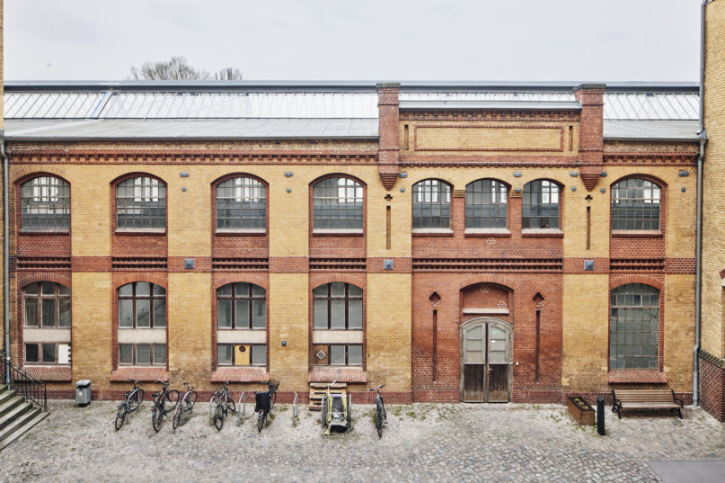 plush74 industrial complex in berlin 6(1)