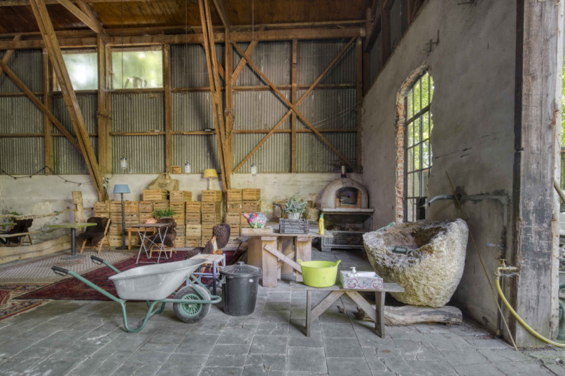 plush74 industrial counter shelter 29 (1)