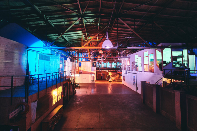 plush74 industrial spacious event hall 4