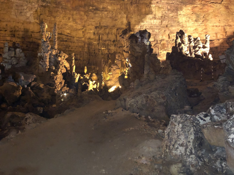 plush74 italy apulia location rent shoot film photo cave 12