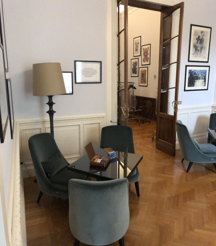 pluche74 italië apulië locatie huren film foto historisch palazzo 23