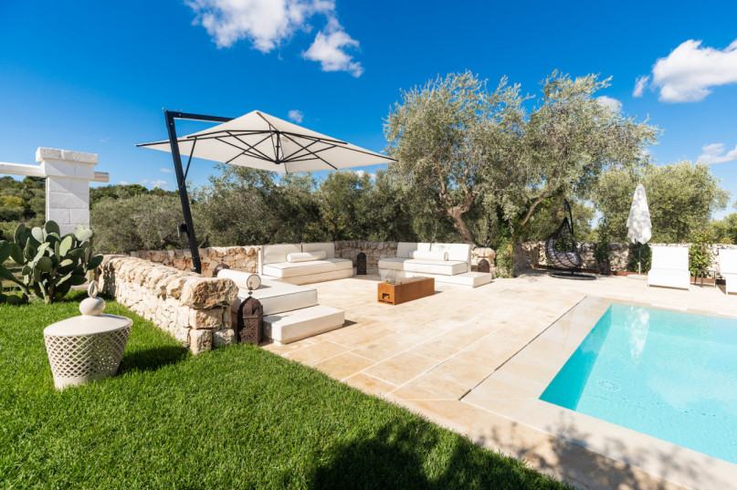 plush74 italy apulia location rent shoot film photo trullo pool 11