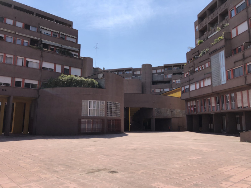 plush74 italy milano location rent shoot film photo housing brutalism concrete 18