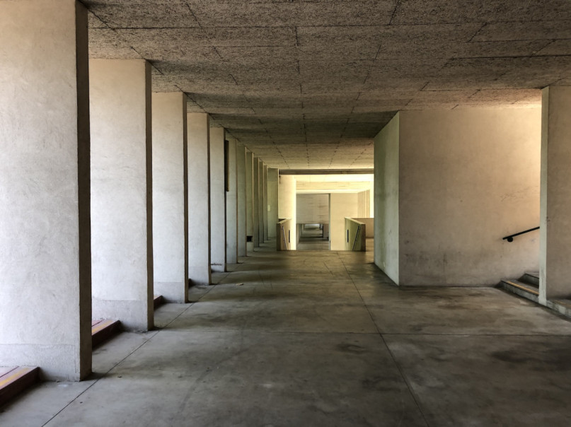 plush74 italy milano location rent shoot film photo housing brutalism concrete 6