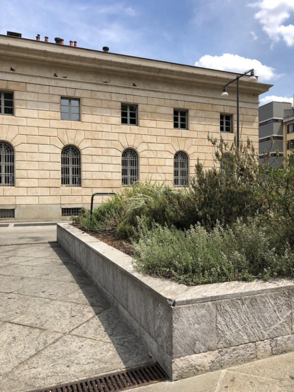 plush74 italy milano location rent shoot film photo streets housing modern architecture concrete 12