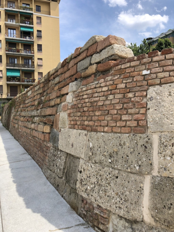 plush74 italy milano location rent shoot film photo streets housing modern architecture concrete 7