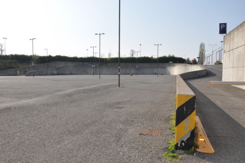 plush74 italy milano location rent shoot film photo streets parking modern architecture glass 4