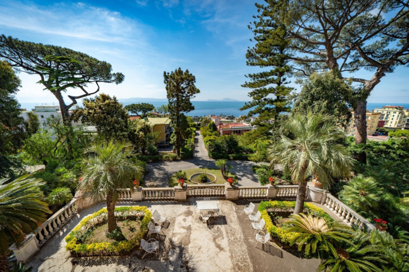 plush74 italy napoli location rent shoot film photo villa garden 26