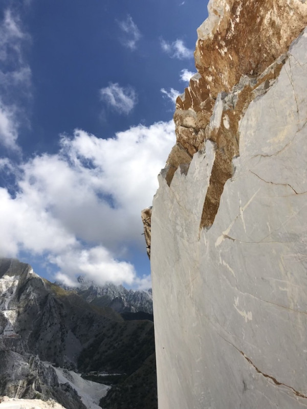 plush74 italy tuscany location rent shoot film photo marble quarry mountain 19