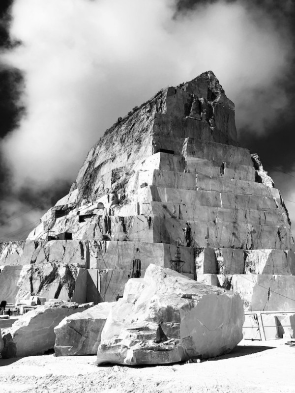 plush74 italy tuscany location rent shoot film photo marble quarry mountain 20