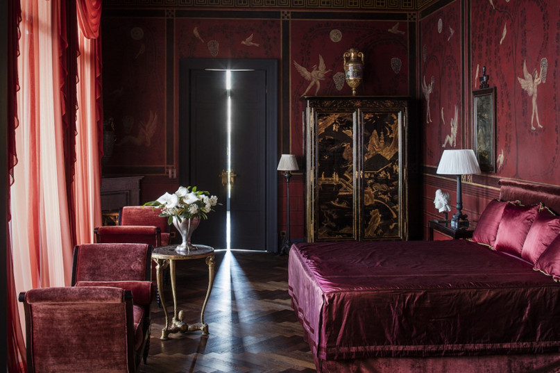 plush74 italy villa lake location rent wedding shoot film photo luxury glamour marble velvet 13