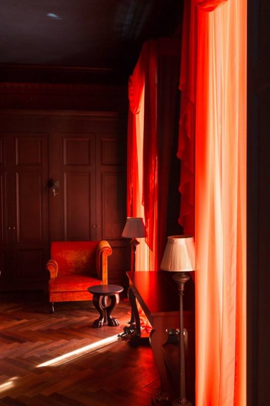 plush74 italy villa lake location rent wedding shoot film photo luxury glamour marble velvet 14