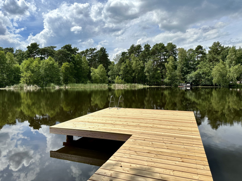 plush74 lakeside bungalow 3