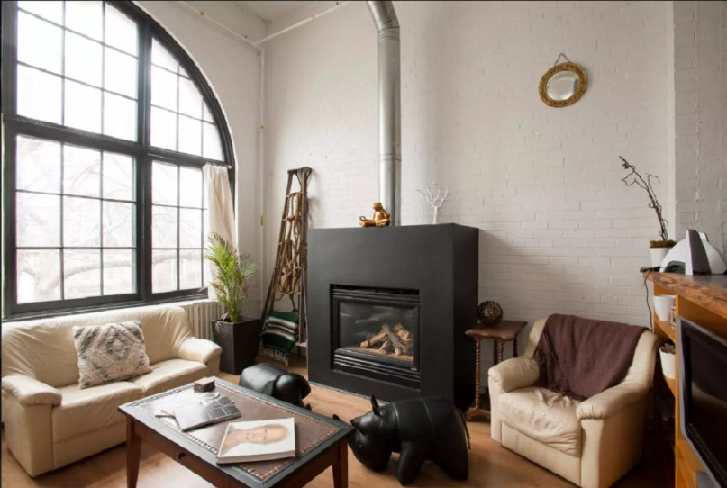 plush74 large bright loft with arched window toronto 1