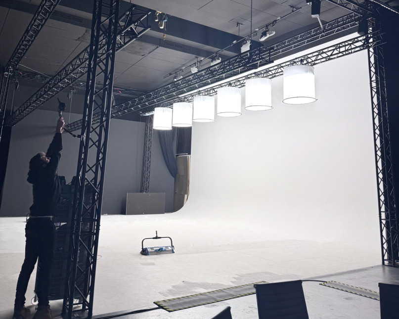 felpa74 gran espacio estudio dusseldorf 9(1)