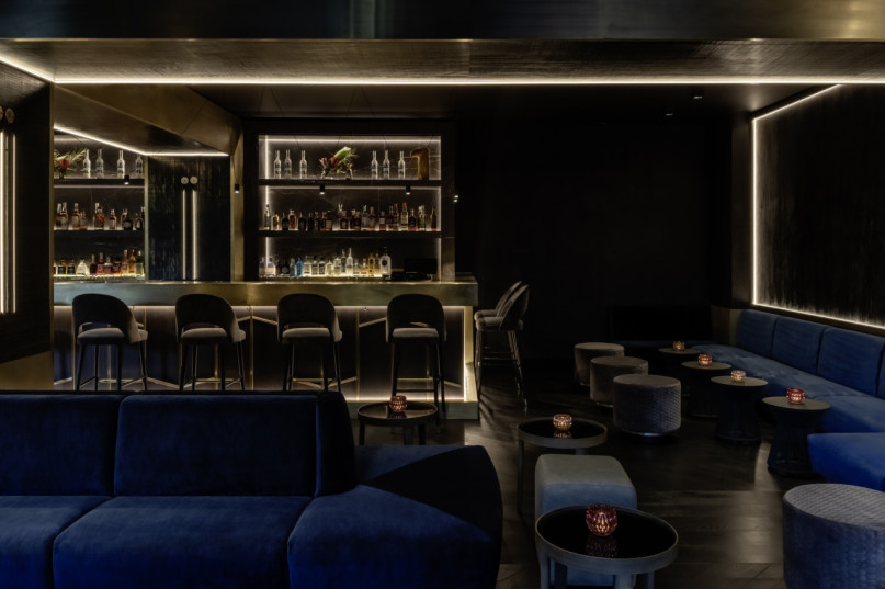 plush74 lavish roopftop bar berlin 4