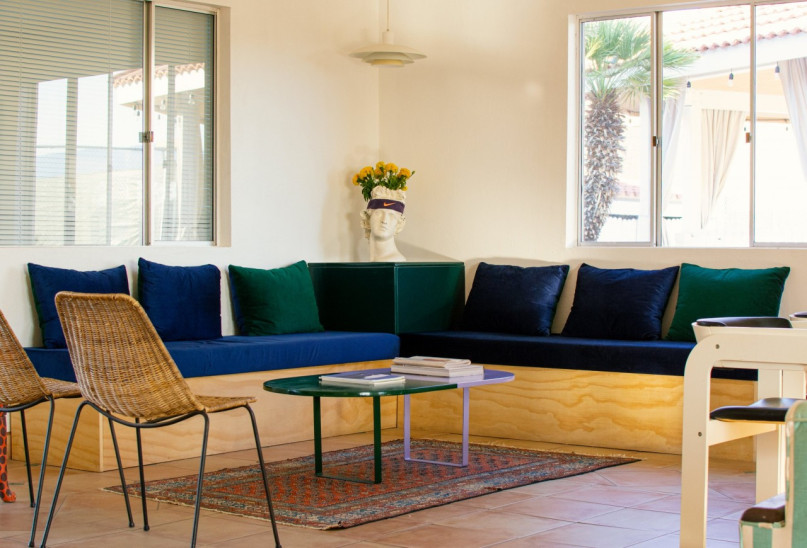 plush74 locaitons photo film production camper california usa tennis courts00003