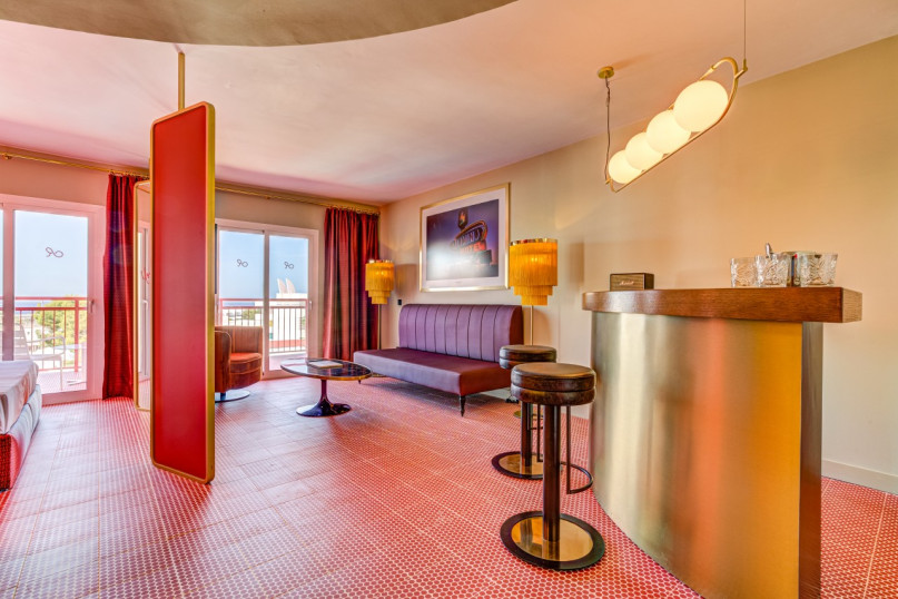 plush74 locaitons spain ibiza photo film production hotel amrican diner00007