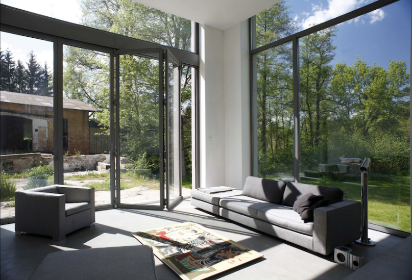 plush74 location art gallery berlin area germany 9 (1)