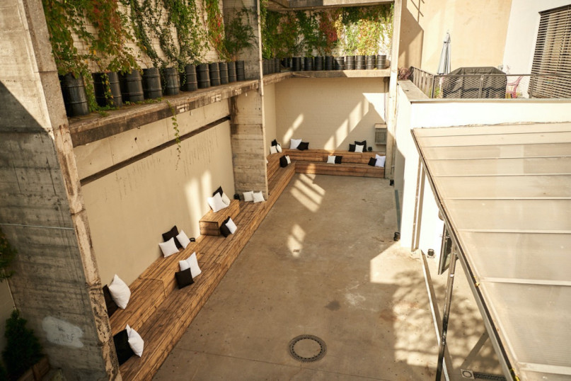 plush74 location berlin eventlocation prince charles restuarant foto film eventjpg5