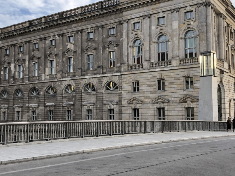 plush74 location berlin streets 2