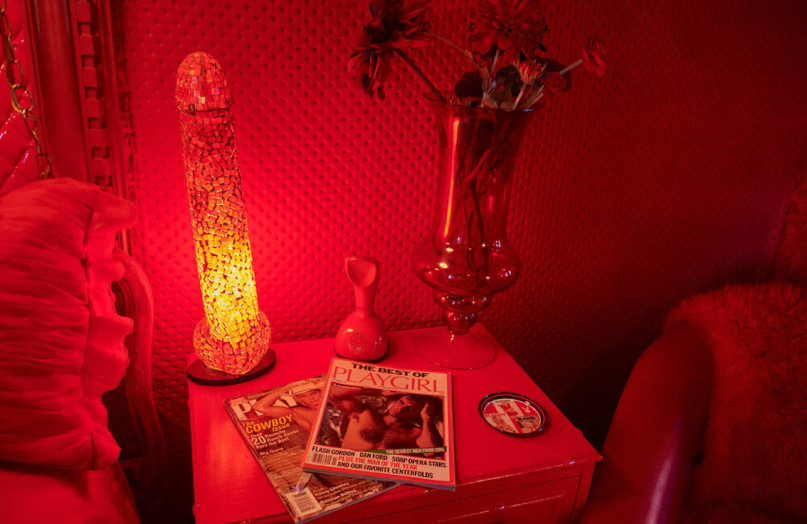 pluche74 locatie californië design vintage meubels roze paleis shoot film foto mode auto scouting28