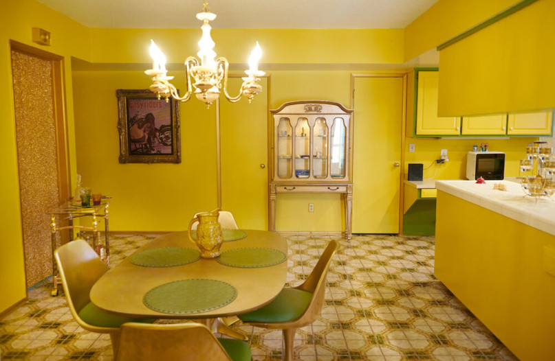 pluche74 locatie californië design vintage meubels roze paleis shoot film foto mode auto scouting5