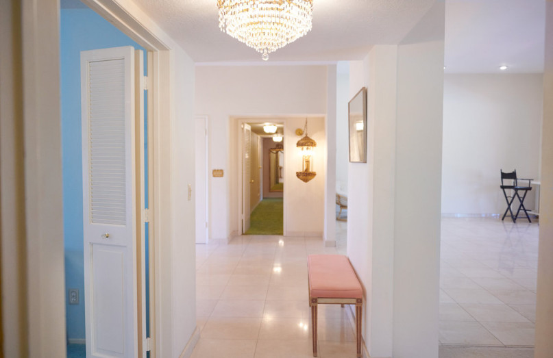 pluche74 locatie californië design vintage meubels roze paleis shoot film foto mode auto scouting66