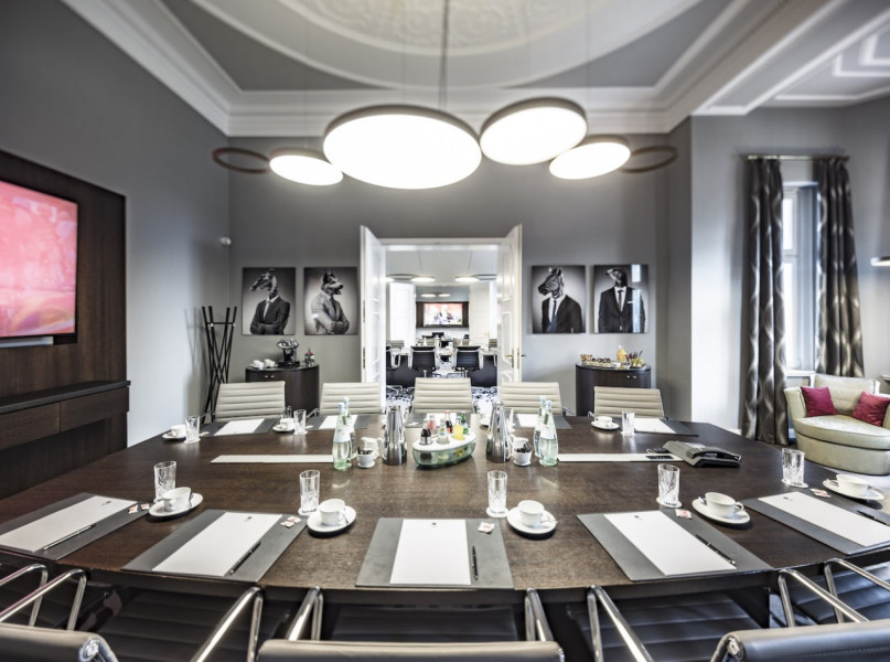 plush74 location castle luxury hotel residence film photoshoot event locations scouting6