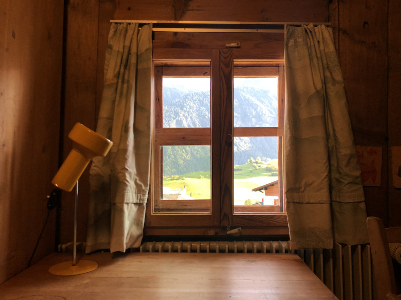 plush74 location film photo alvaneu switzerland historical farm house 22