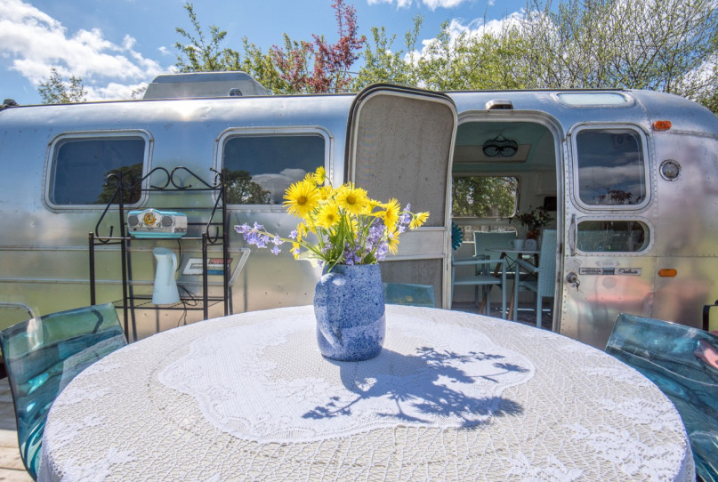 plush74 location film photo canada bc unique airstream vintage mountain vintage 13