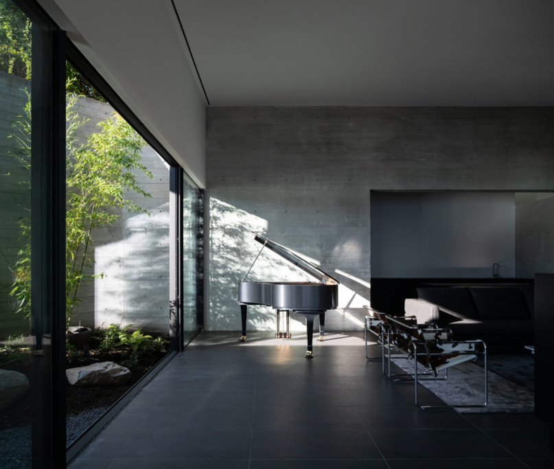 felpa74 ubicación película foto canadá bc única montaña frente al mar vista a la montaña 8