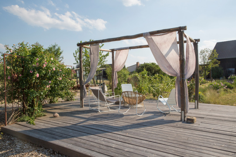 plush74 location film photo cottbus germany farm59