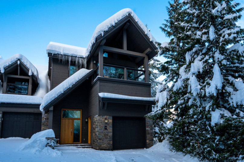 plush74 location film photo event canada bc unique villa whistler mountain 9