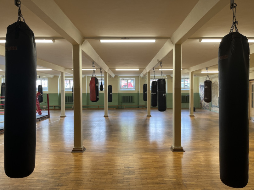 peluche74 lugar película foto evento alemania berlin vintage gimnasio fitness boxeo 129