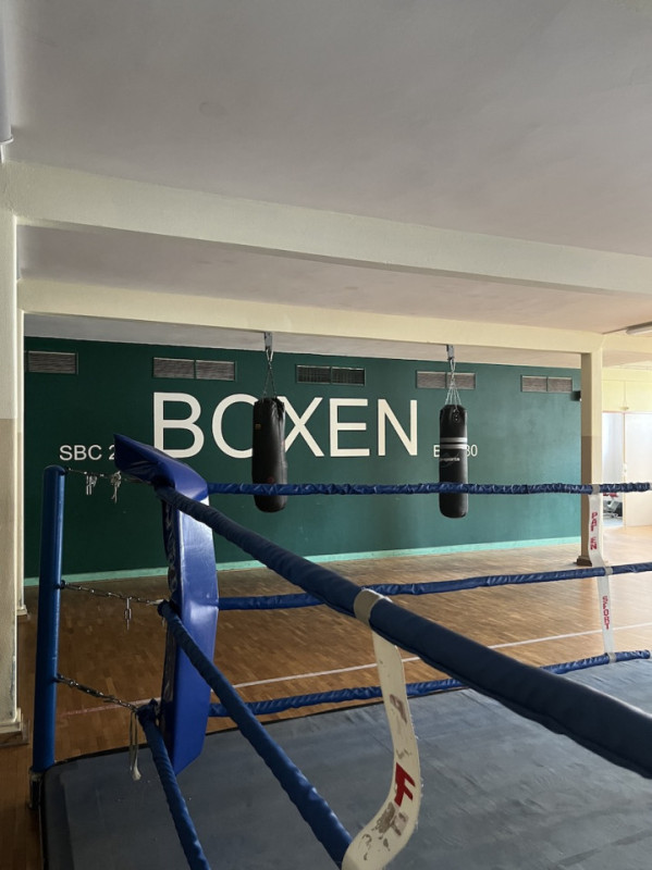 peluche74 lugar película foto evento alemania berlin vintage gimnasio fitness boxeo 137