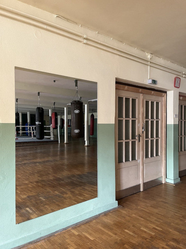 peluche74 lugar película foto evento alemania berlin vintage gimnasio fitness boxeo 143