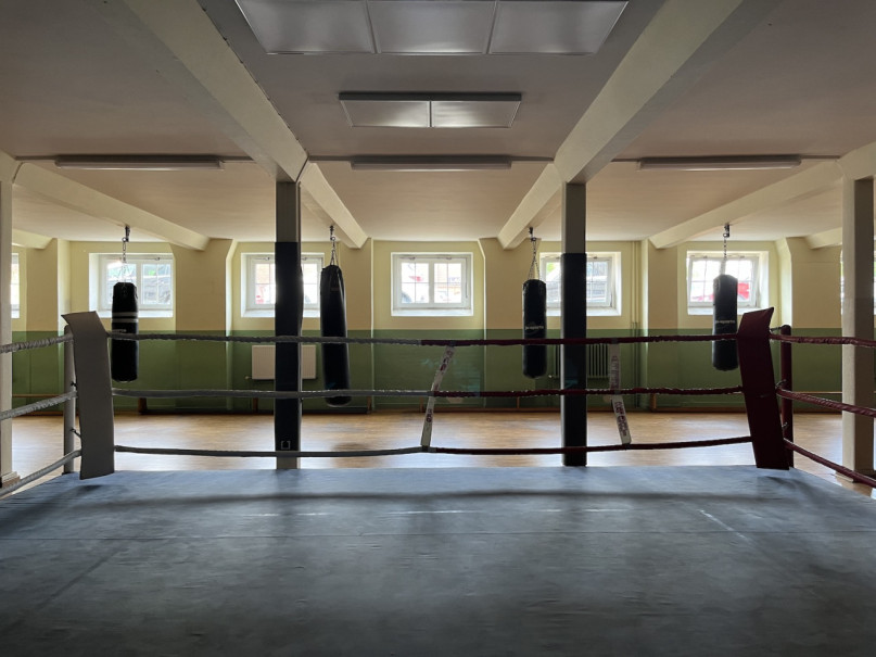 peluche74 lugar película foto evento alemania berlin vintage gimnasio fitness boxeo 157