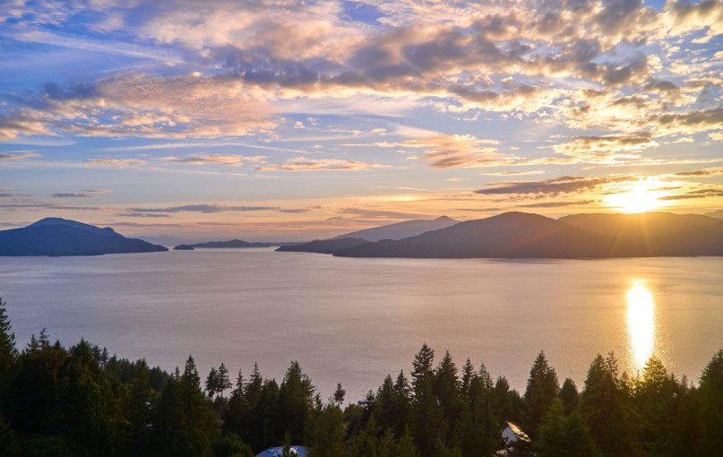 plush74 location film photo event private home unique canada vancouver house 11